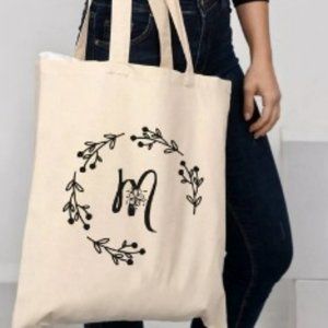 Tote Bag with 'M' initial and pretty design